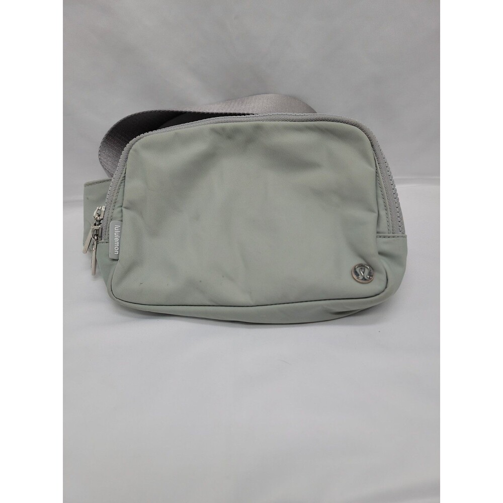 Lululemon Everywhere Belt Bag Grey